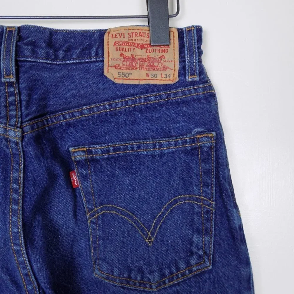levi's classic tapered jeans relaxed fit 550